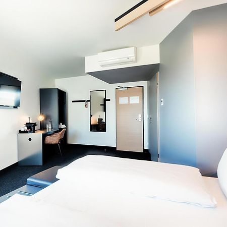 B&B Hotel Μπέμπλινγκεν Εξωτερικό φωτογραφία