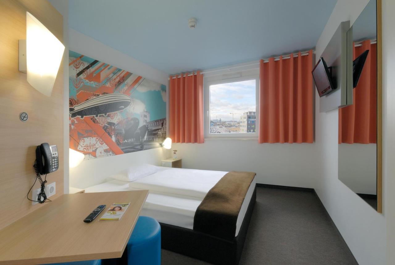 B&B Hotel Μπέμπλινγκεν Εξωτερικό φωτογραφία